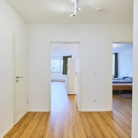 Topeingerichtete Große 2-zimmer Apartment *