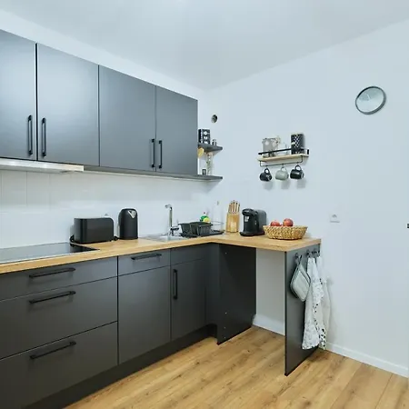 Daire Topeingerichtete Grosse 2-zimmer